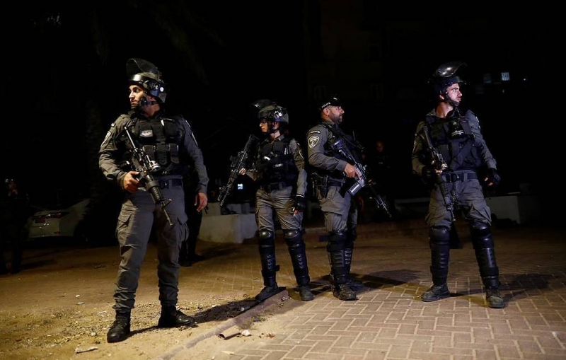 В синагоге в пригороде Иерусалима обрушилась трибуна