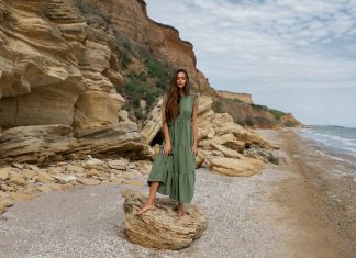 Модная женская одежда