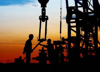 Цена нефти марки Brent превысила $73 за баррель впервые с 20 мая 2019 года