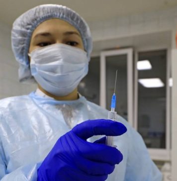 Центр «Вектор» подал заявку на регистрацию вакцины от коронавируса «Эпиваккорона-Н»