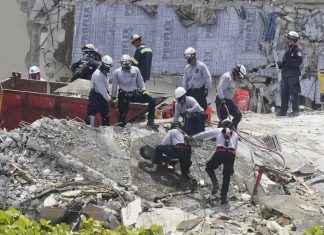 Число погибших при обрушении дома во Флориде выросло до 11