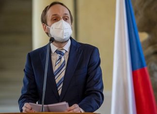 Глава МИД Чехии не ожидает в ближайшее время урегулирования отношений с Россией