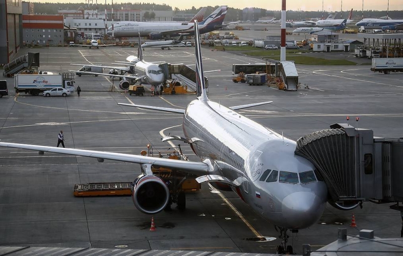 "Известия": количество поисковых запросов на вылет из России в Турцию увеличилось на 173%