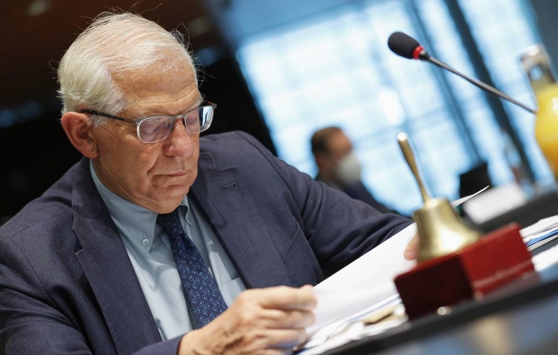 Лидеры 27 стран ЕС поручили Боррелю подготовить варианты санкций против России