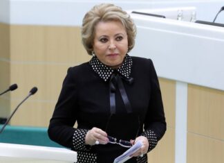 Матвиенко заявила, что обязательной вакцинации от коронавируса в России быть не может