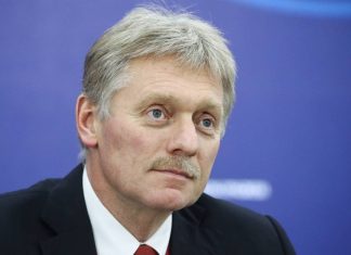 Песков заявил, что введение в России нового локдауна сейчас не обсуждается
