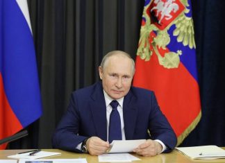 Путин назвал уродливым законопроект о «коренных народах» Украины