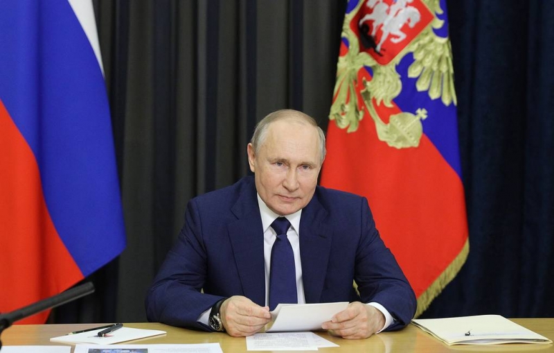 Путин назвал уродливым законопроект о "коренных народах" Украины