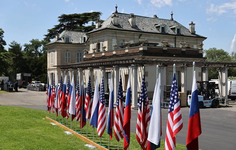 Рабочего обеда на встрече Путина и Байдена в Женеве не предусмотрено

