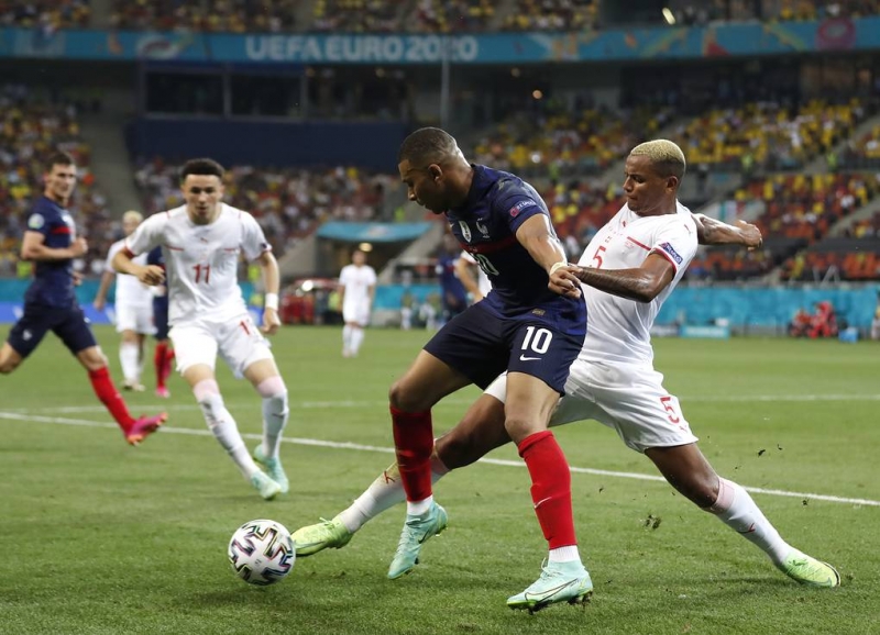 Сборная Франции проиграла команде Швейцарии в серии пенальти в матче 1/8 финала Евро