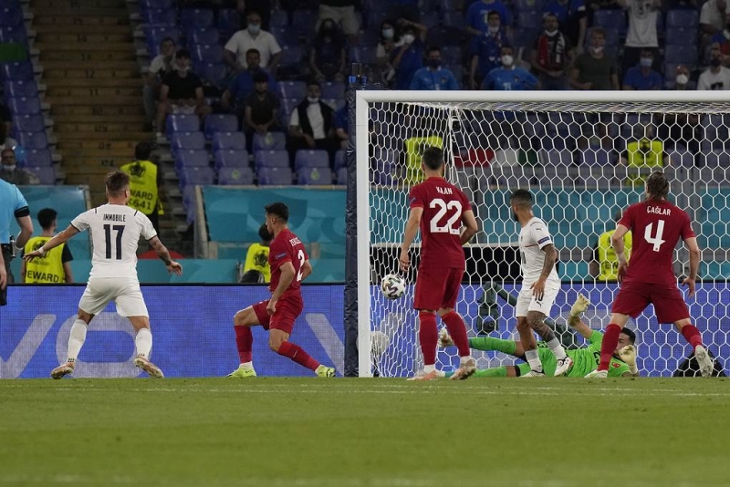 Сборная Италии разгромила команду Турции в матче открытия чемпионата Европы по футболу