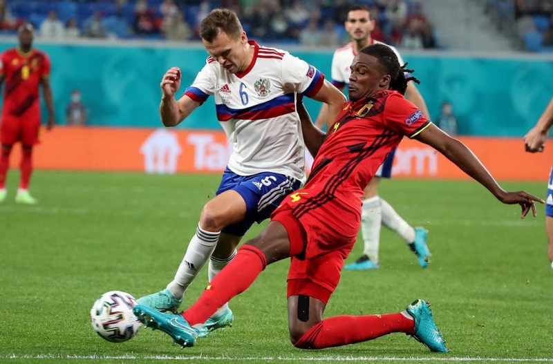 Сборная России по футболу стартовала на Евро с крупного поражения от бельгийцев

