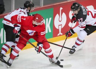Сборная России по хоккею в овертайме проиграла канадцам в четвертьфинале чемпионата мира