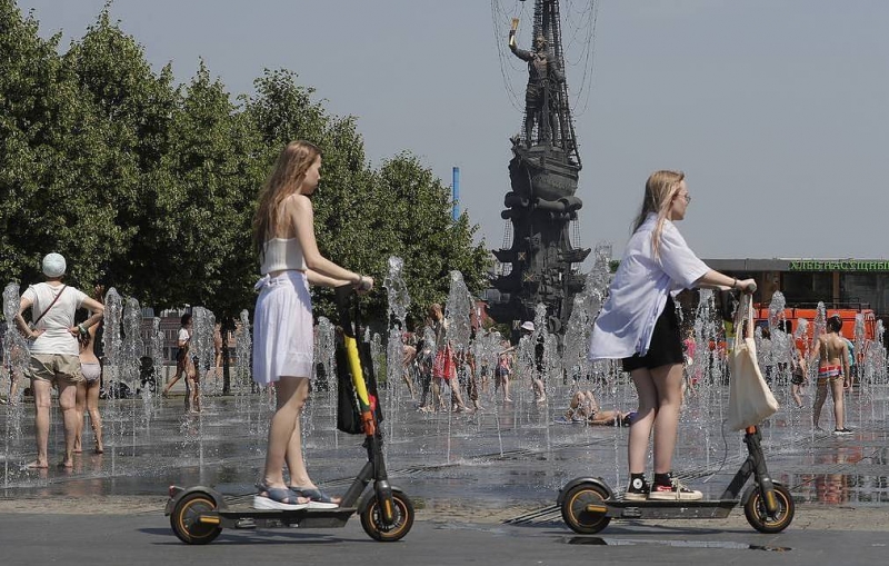 Синоптики сообщили, что жара в Москве заметно спадет к середине следующей недели