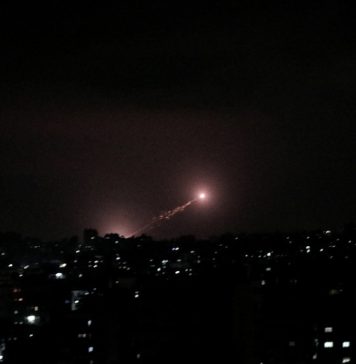 Сирены воздушной тревоги звучат в граничащих с сектором Газа районах Израиля