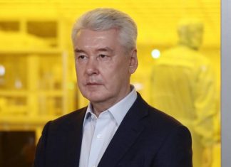 Собянин назвал крайне сложной ситуацию с коронавирусом в Москве