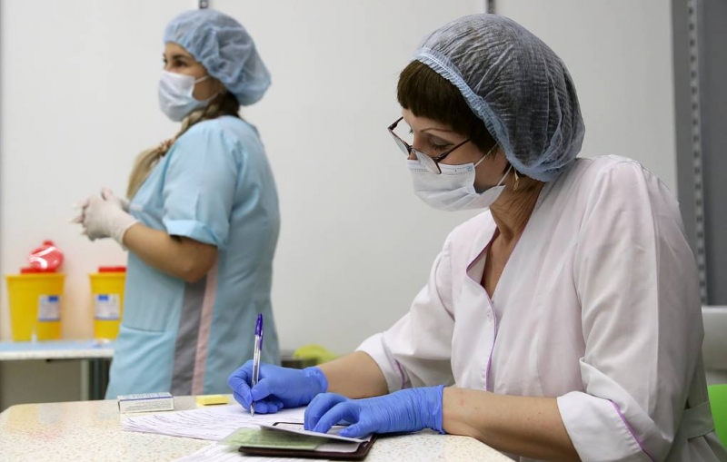 В Хабаровске и Комсомольске-на-Амуре приостановили вакцинацию первым компонентом