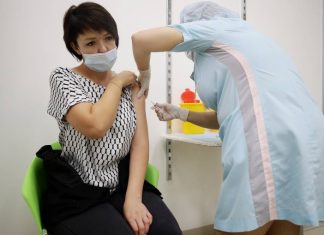 В Калининградской области ввели обязательную вакцинацию для некоторых категорий