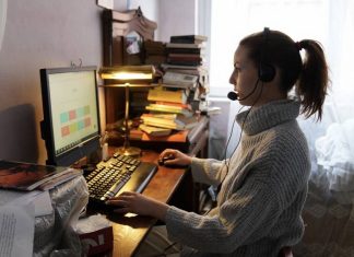 В Москве на удаленный режим работы переведут 30% невакцинированных сотрудников