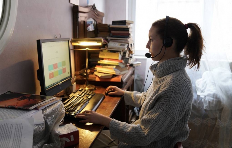 В Москве на удаленный режим работы переведут 30% невакцинированных сотрудников