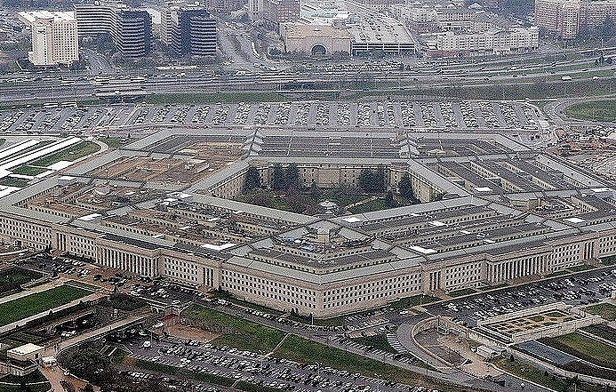 В Пентагоне заявили, что противники США обладают большим арсеналом гиперзвуковых ракет