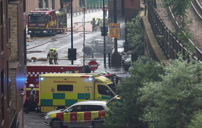 В результате пожара на железнодорожной станции в Лондоне пострадали два человека