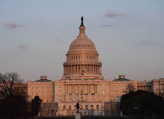 В США вынесли первый приговор по делу о штурме Капитолия