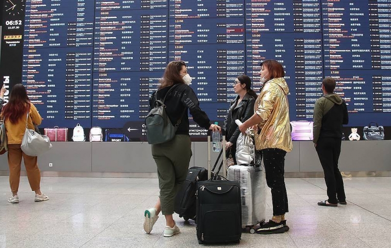 Авиасообщение с курортами Египта возобновят с 9 августа

