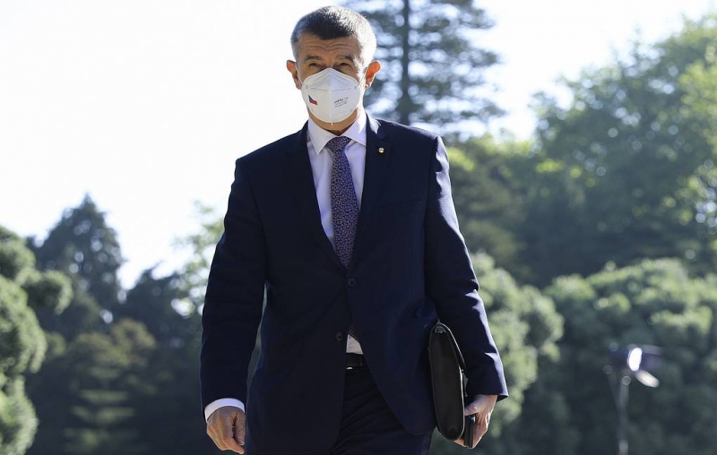 Чешский премьер написал в соцсетях, что "завтра скажет правду"