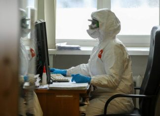 Число умерших из-за коронавируса в мире превысило 4 млн