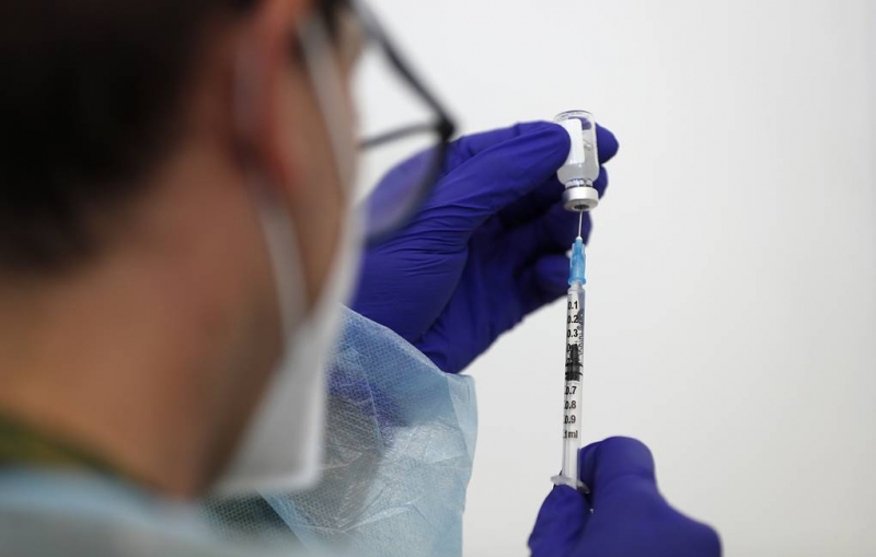 Главный инфекционист США считает, что дельта-штамм вызывает более тяжелое заболевание