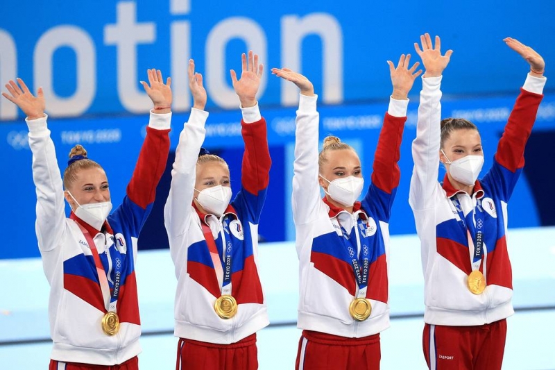 И на спине, и на бревне.
Россияне выиграли три золотые медали в четвертый день Олимпиады