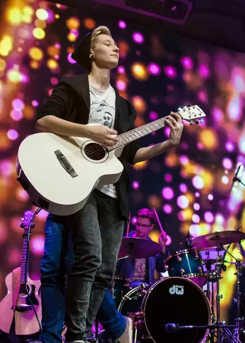 Школа эстрадного мастерства для детей и взрослых