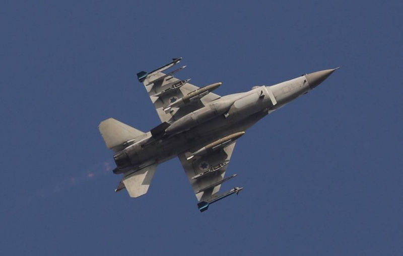 Комплексы "Панцирь-С" и "Бук-М2" отразили семь ракет истребителя Израиля