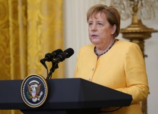 Меркель заявила, что «Северный поток — 2» не означает замены транзита газа через Украину