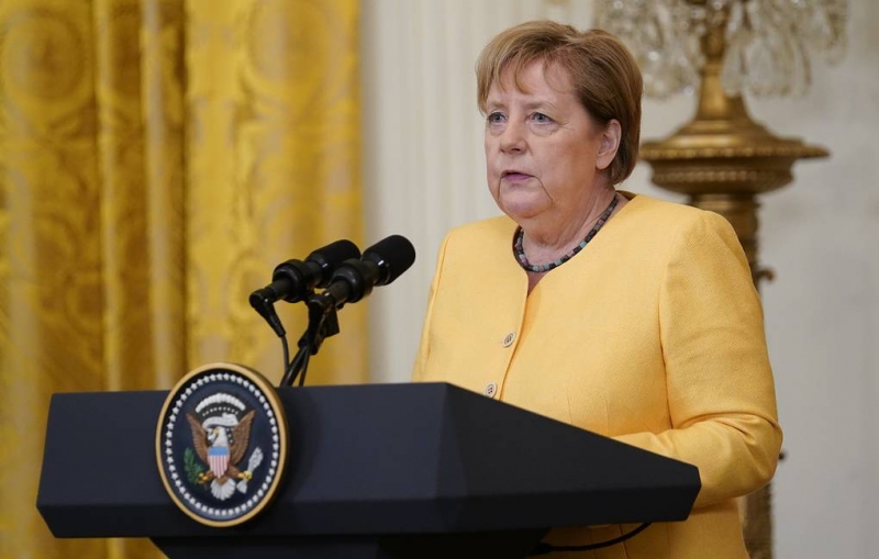 Меркель заявила, что "Северный поток - 2" не означает замены транзита газа через Украину