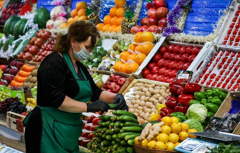 Минпромторг потребует снижения цен в магазинах вслед за ценами производителей