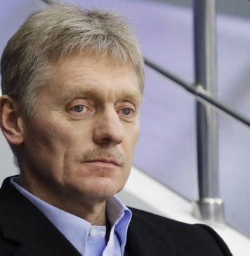 Песков: кураторство округов вице-премьерами и институт полпредов не подменяют друг друга