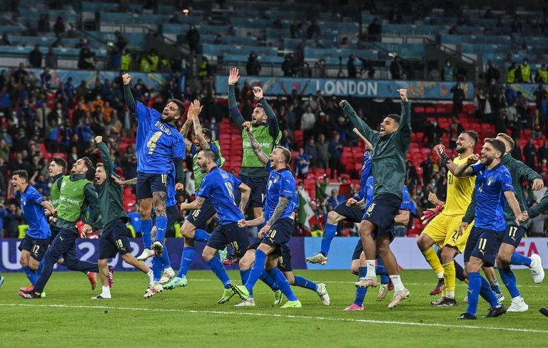 Сборная Италии стала первым финалистом чемпионата Европы по футболу