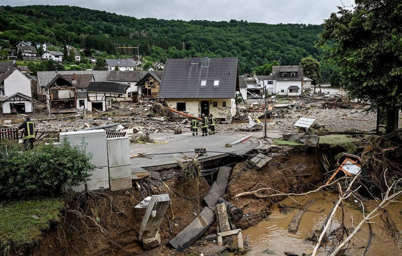СМИ: число жертв наводнений в Германии достигло 58

