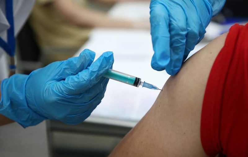 В Калужской области медсестра ввела пациенту воду вместо вакцины от коронавируса