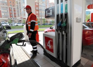 В «Лукойле» оценили вероятность снижения цен на бензин в России до 20 рублей за литр