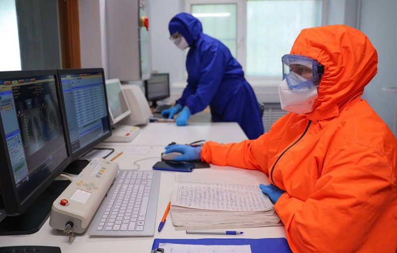 В России впервые с 30 июня выявили менее 23 тыс. случаев заражения коронавирусом за сутки

