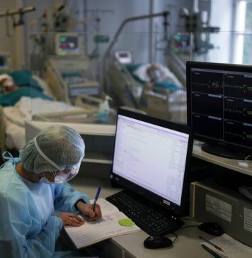 В России выявили 24 439 случаев заражения коронавирусом за сутки. Это максимум с 15 января