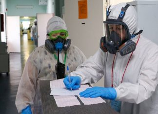 В России зафиксировали 752 смерти из-за коронавируса за сутки. Это максимум за эпидемию