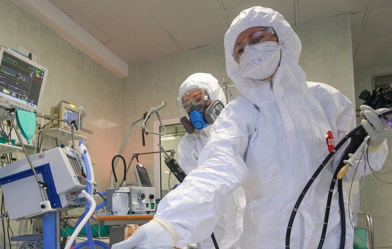 В России зарегистрировали 780 смертей из-за COVID-19 за сутки. Это максимум за пандемию