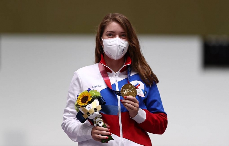 Золото к свадьбе.

Виталина Бацарашкина стала чемпионкой Игр в стрельбе из пистолета