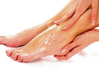 Сухая кожа ног: что делать?