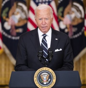 Байден: США заявили талибам, что при попытке помешать эвакуации из Кабула последует ответ