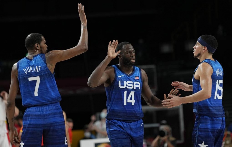 Сборная США вышла в полуфинал олимпийского турнира по баскетболу
